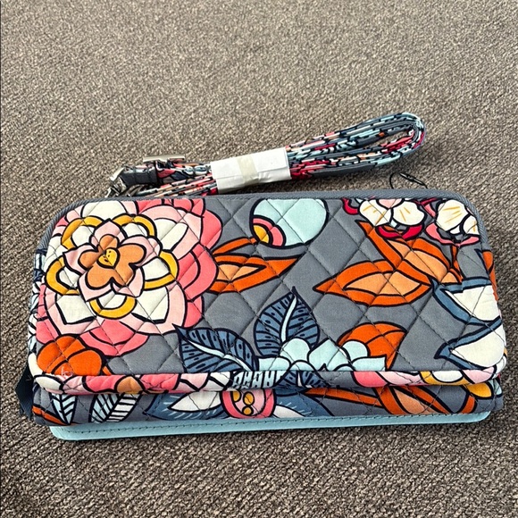 Vera Bradley RFID Wallet Crossbody - Picture 3 of 5